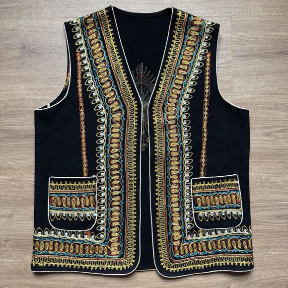 VTG 70s 80s Velvet Vest Embroidery Boho Women’s Size S-M Black Gold Jimi Hendrix - Picture 8 of 8